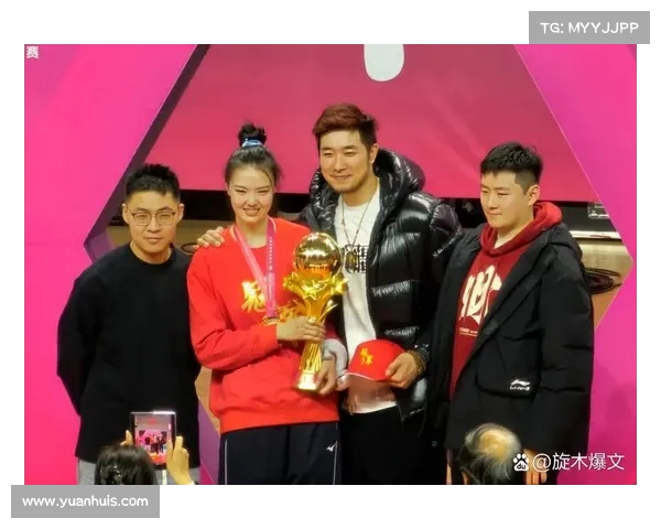 沈梓捷女友现场观战合影,张常宁力挽狂澜助中国女排逆转夺胜(沈梓捷女朋友是谁) 沈梓捷女友现场观战合影,张常宁力挽狂澜助中国女排逆转夺胜(沈梓捷女朋友是谁)