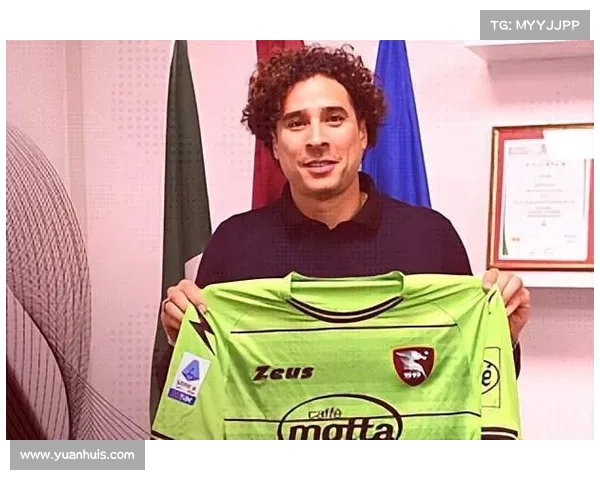 意大利足球甲级联赛萨勒尼塔纳奥乔亚多次扑救